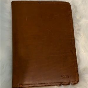 Saddleback Leather! Medium Leather Portfolio!